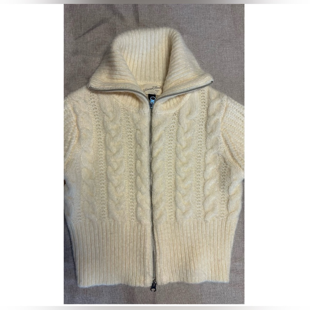Universal Thread Jacket - Picture 4 of 9